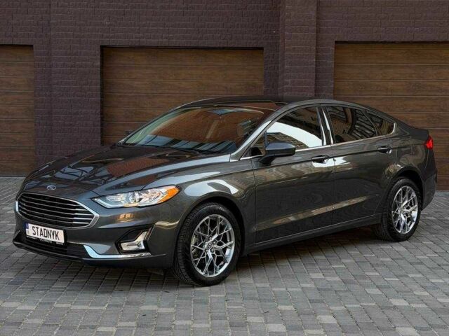 Серый Форд Фьюжн, объемом двигателя 2.5 л и пробегом 106 тыс. км за 13700 $, фото 1 на Automoto.ua