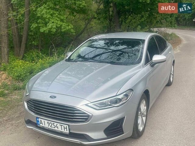 Серый Форд Фьюжн, объемом двигателя 2.5 л и пробегом 70 тыс. км за 12700 $, фото 1 на Automoto.ua