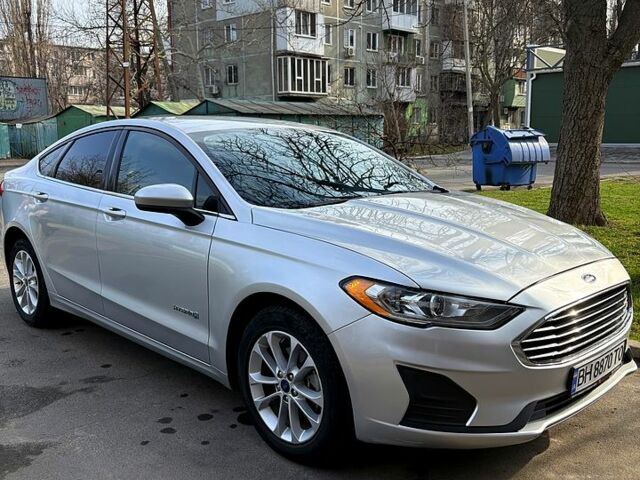 Серый Форд Фьюжн, объемом двигателя 2 л и пробегом 85 тыс. км за 15000 $, фото 1 на Automoto.ua