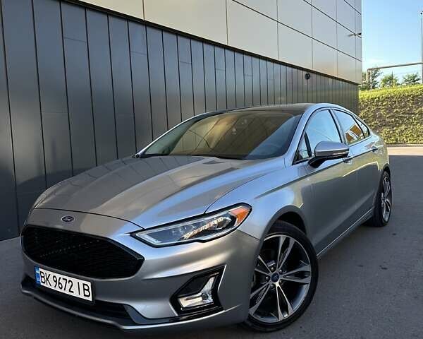 Серый Форд Фьюжн, объемом двигателя 2 л и пробегом 55 тыс. км за 16500 $, фото 1 на Automoto.ua