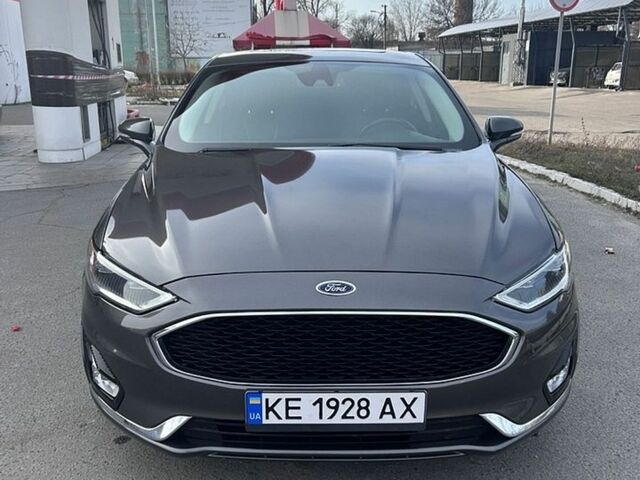 Сірий Форд Фьюжен, об'ємом двигуна 2 л та пробігом 125 тис. км за 17500 $, фото 1 на Automoto.ua
