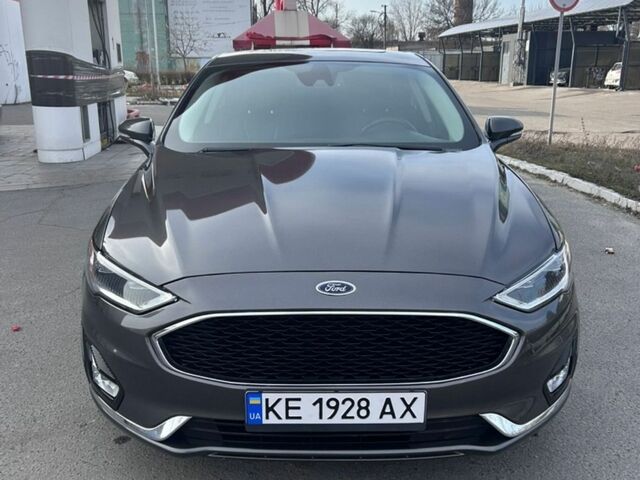 Серый Форд Фьюжн, объемом двигателя 2 л и пробегом 125 тыс. км за 17500 $, фото 1 на Automoto.ua