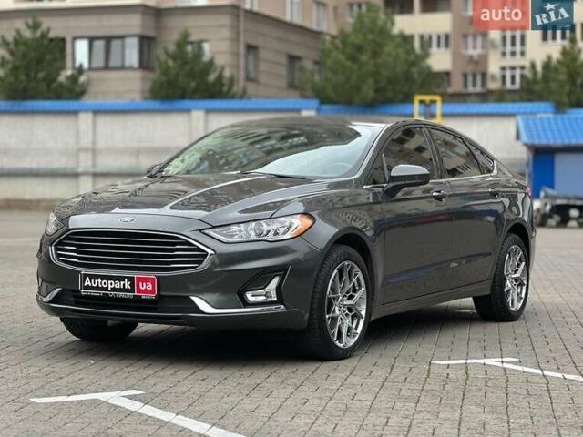 Форд Фьюжн 2019 в Одессе на Automoto.ua Серый Форд Фьюжн, объемом двигателя 2.5 л и пробегом 104 тыс. км за 15490 $, фото 1 на Automoto.ua