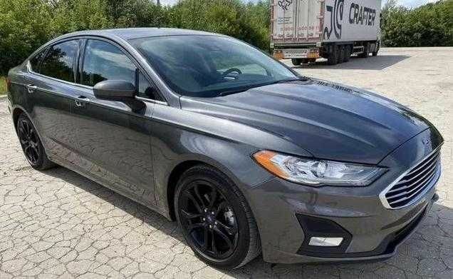 Серый Форд Фьюжн, объемом двигателя 2 л и пробегом 120 тыс. км за 12500 $, фото 1 на Automoto.ua