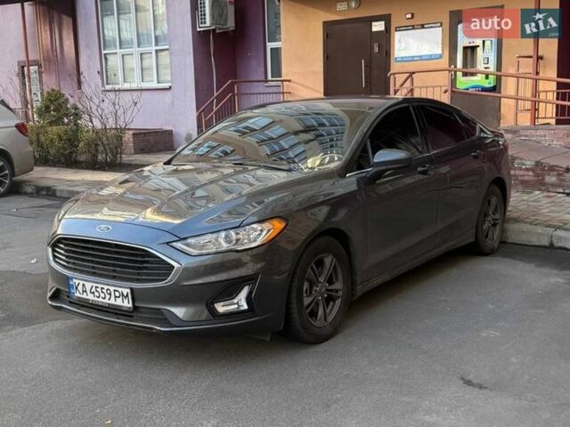 Серый Форд Фьюжн, объемом двигателя 2.49 л и пробегом 87 тыс. км за 15000 $, фото 1 на Automoto.ua