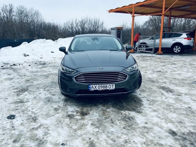 Серый Форд Фьюжн, объемом двигателя 2.5 л и пробегом 159 тыс. км за 15038 $, фото 1 на Automoto.ua