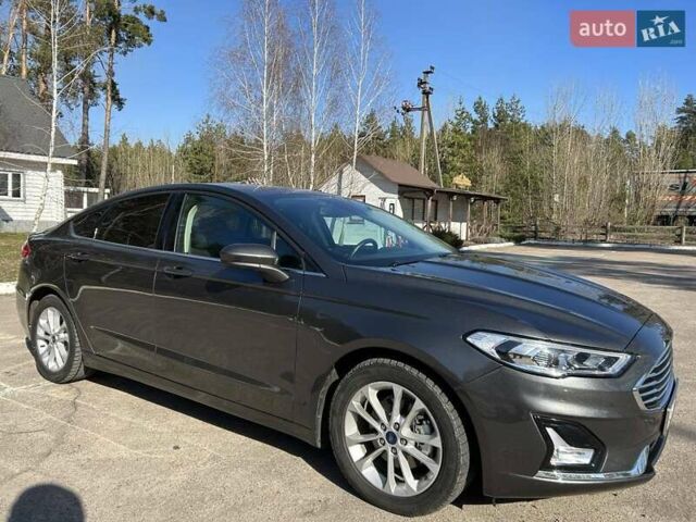 Сірий Форд Фьюжен, об'ємом двигуна 1.5 л та пробігом 62 тис. км за 16000 $, фото 1 на Automoto.ua