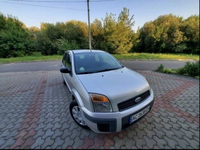 Сірий Форд Фьюжен, об'ємом двигуна 1.4 л та пробігом 286 тис. км за 3900 $, фото 1 на Automoto.ua