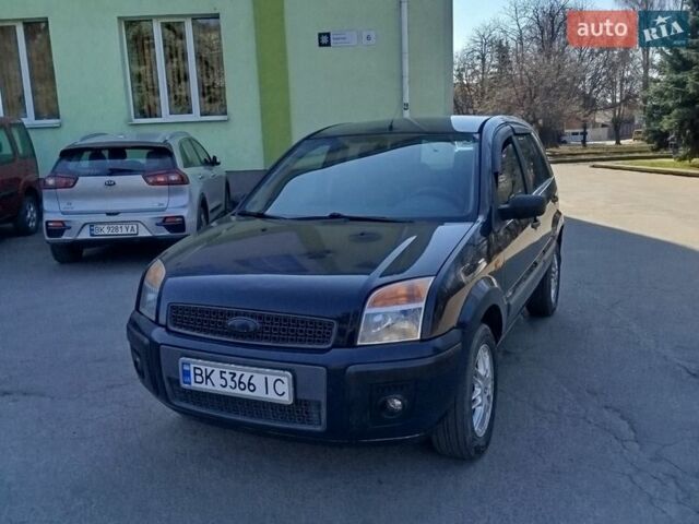 Синий Форд Фьюжн, объемом двигателя 1.2 л и пробегом 251 тыс. км за 2900 $, фото 1 на Automoto.ua