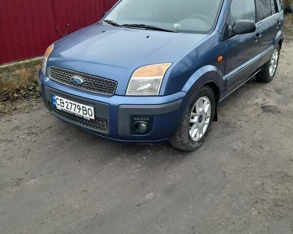 Синій Форд Фьюжен, об'ємом двигуна 1.4 л та пробігом 245 тис. км за 4200 $, фото 1 на Automoto.ua