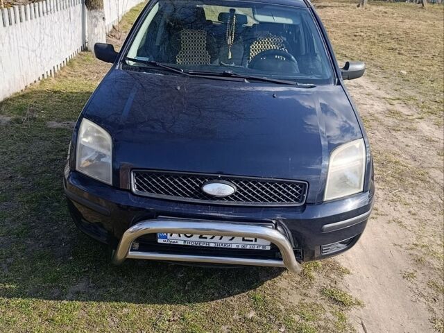 Синий Форд Фьюжн, объемом двигателя 1.6 л и пробегом 237 тыс. км за 3000 $, фото 1 на Automoto.ua