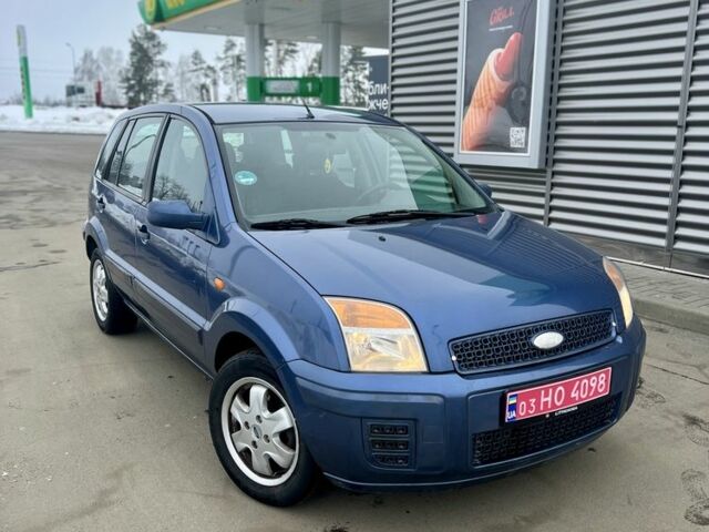 Синій Форд Фьюжен, об'ємом двигуна 0 л та пробігом 256 тис. км за 4700 $, фото 1 на Automoto.ua