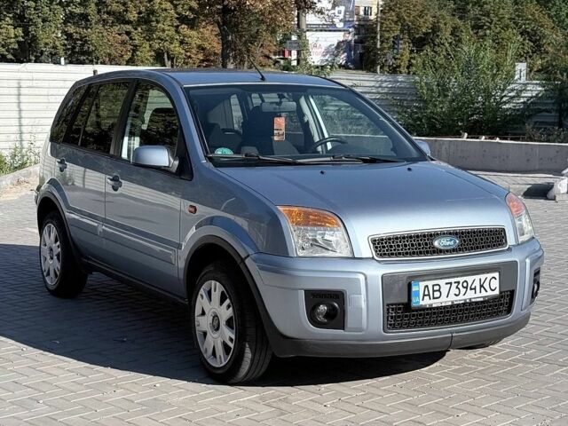 Синий Форд Фьюжн, объемом двигателя 1.39 л и пробегом 165 тыс. км за 5300 $, фото 1 на Automoto.ua