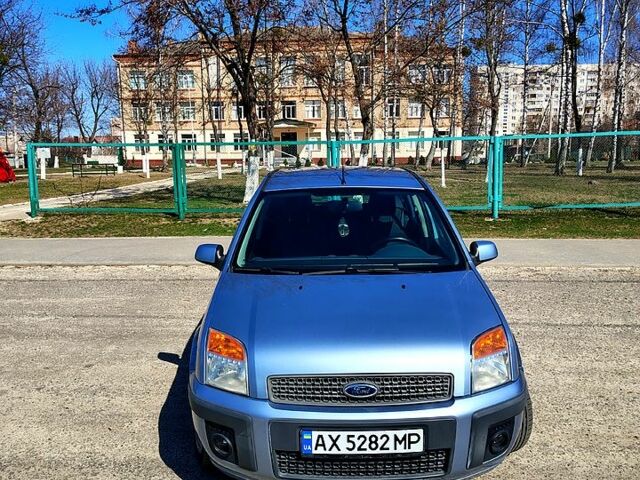 Синій Форд Фьюжен, об'ємом двигуна 1.4 л та пробігом 160 тис. км за 4800 $, фото 1 на Automoto.ua