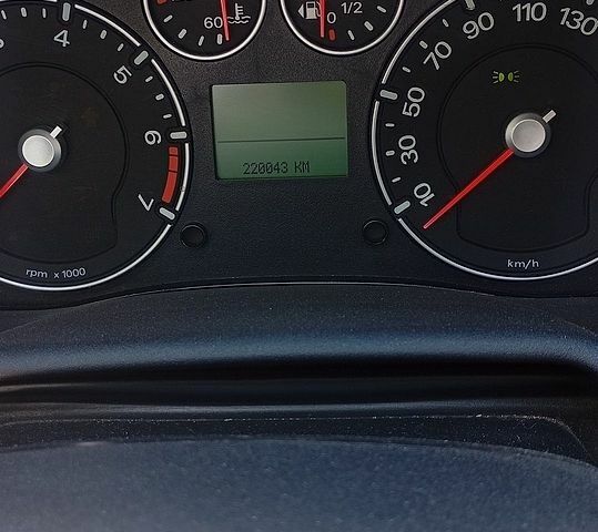 Синій Форд Фьюжен, об'ємом двигуна 1.6 л та пробігом 220 тис. км за 5000 $, фото 1 на Automoto.ua