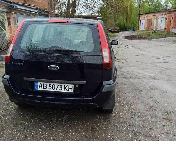 Синий Форд Фьюжн, объемом двигателя 1.4 л и пробегом 260 тыс. км за 4700 $, фото 1 на Automoto.ua
