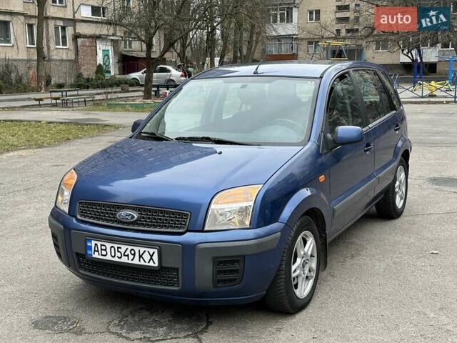 Синий Форд Фьюжн, объемом двигателя 1.4 л и пробегом 232 тыс. км за 4650 $, фото 1 на Automoto.ua