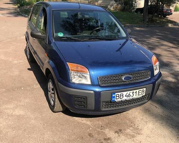 Синий Форд Фьюжн, объемом двигателя 1.4 л и пробегом 162 тыс. км за 5200 $, фото 1 на Automoto.ua