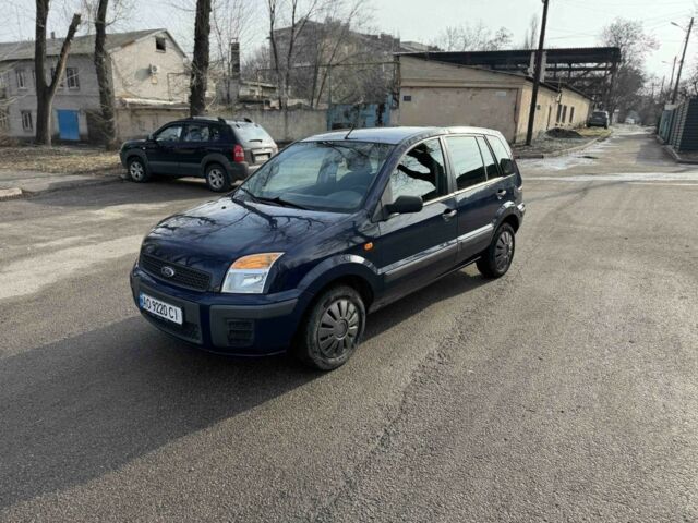 Синій Форд Фьюжен, об'ємом двигуна 1.4 л та пробігом 180 тис. км за 4700 $, фото 1 на Automoto.ua