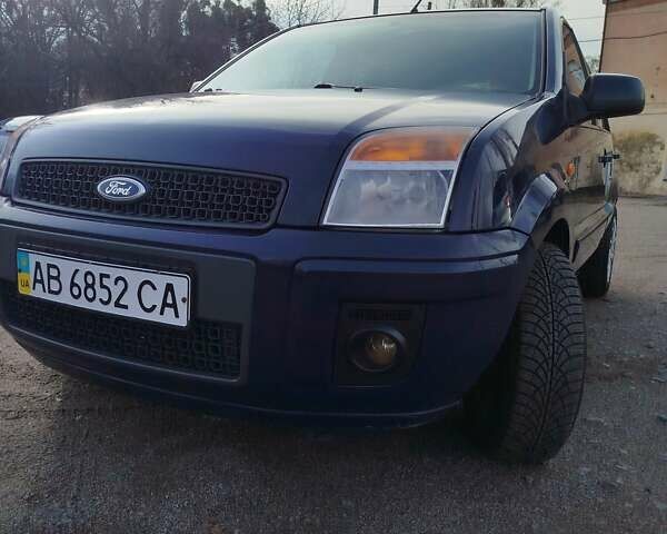 Синій Форд Фьюжен, об'ємом двигуна 1.4 л та пробігом 193 тис. км за 4700 $, фото 1 на Automoto.ua