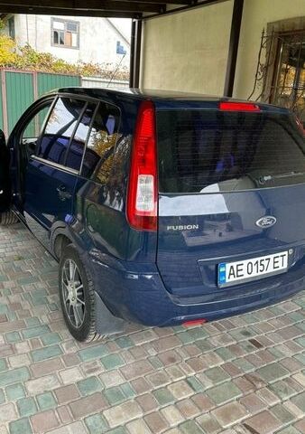 Синій Форд Фьюжен, об'ємом двигуна 1.39 л та пробігом 285 тис. км за 5000 $, фото 1 на Automoto.ua