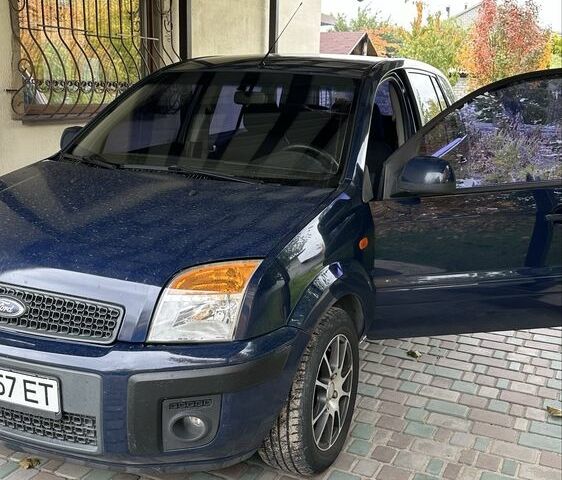 Синий Форд Фьюжн, объемом двигателя 1.4 л и пробегом 285 тыс. км за 5650 $, фото 1 на Automoto.ua