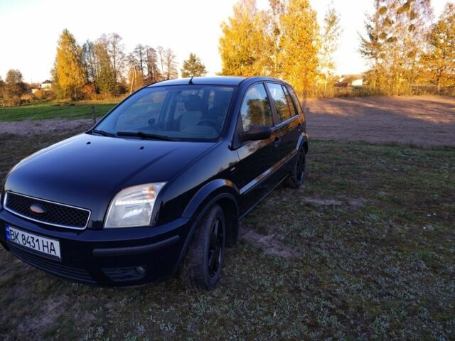 Синій Форд Фьюжен, об'ємом двигуна 1.4 л та пробігом 255 тис. км за 4200 $, фото 1 на Automoto.ua