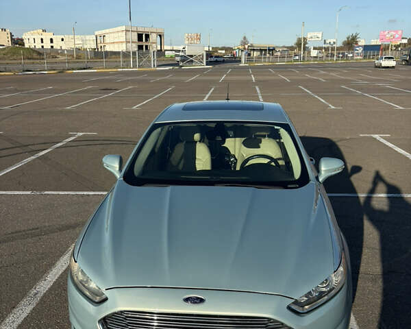 Синий Форд Фьюжн, объемом двигателя 2 л и пробегом 260 тыс. км за 10750 $, фото 1 на Automoto.ua