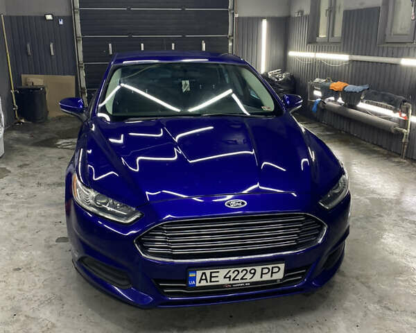 Синій Форд Фьюжен, об'ємом двигуна 2.4 л та пробігом 198 тис. км за 7500 $, фото 1 на Automoto.ua