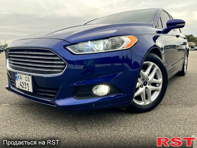 Синий Форд Фьюжн, объемом двигателя 2.5 л и пробегом 211 тыс. км за 9600 $, фото 1 на Automoto.ua