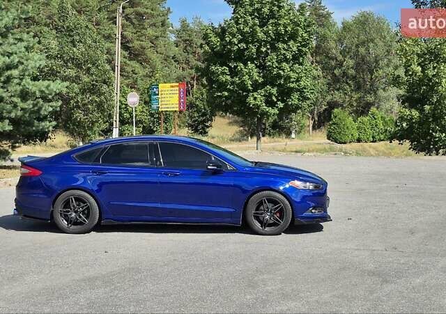Форд Фьюжн 2015 в Горишние Плавни (Комсомольск) на Automoto.ua Синий Форд Фьюжн, объемом двигателя 2 л и пробегом 119 тыс. км за 11400 $, фото 1 на Automoto.ua