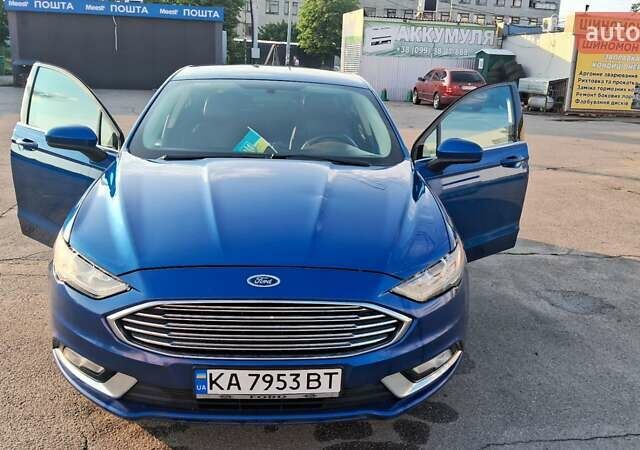 Синий Форд Фьюжн, объемом двигателя 2.49 л и пробегом 252 тыс. км за 9500 $, фото 1 на Automoto.ua