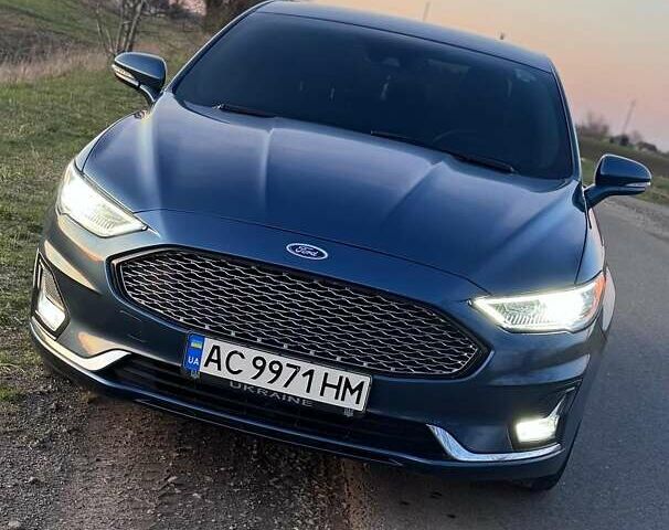 Синий Форд Фьюжн, объемом двигателя 2 л и пробегом 100 тыс. км за 20000 $, фото 1 на Automoto.ua