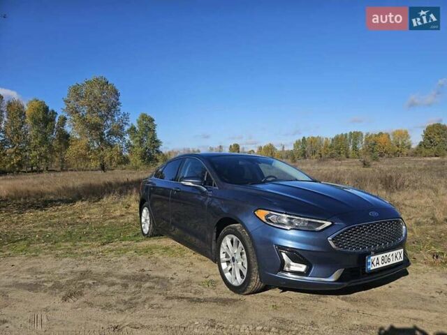 Форд Фьюжн 2019 в Киеве на Automoto.ua Синий Форд Фьюжн, объемом двигателя 2 л и пробегом 88 тыс. км за 20800 $, фото 1 на Automoto.ua