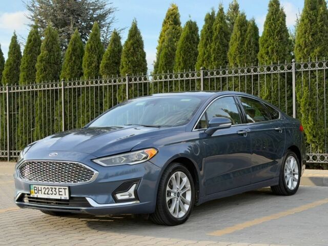 Синій Форд Фьюжен, об'ємом двигуна 2 л та пробігом 154 тис. км за 17048 $, фото 1 на Automoto.ua