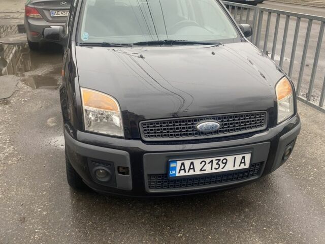 Синій Форд Фьюжен, об'ємом двигуна 1.4 л та пробігом 200 тис. км за 4350 $, фото 1 на Automoto.ua