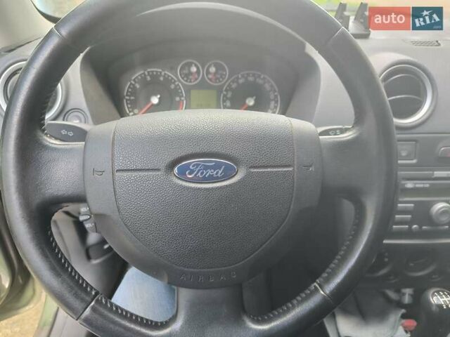 Зеленый Форд Фьюжн, объемом двигателя 1.25 л и пробегом 169 тыс. км за 5100 $, фото 1 на Automoto.ua