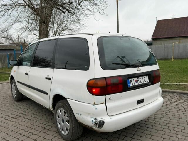 Белый Форд Галакси, объемом двигателя 2 л и пробегом 276 тыс. км за 1699 $, фото 1 на Automoto.ua