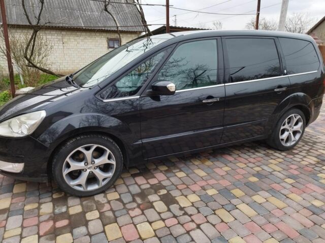 Чорний Форд Галаксі, об'ємом двигуна 1 л та пробігом 1 тис. км за 8000 $, фото 1 на Automoto.ua