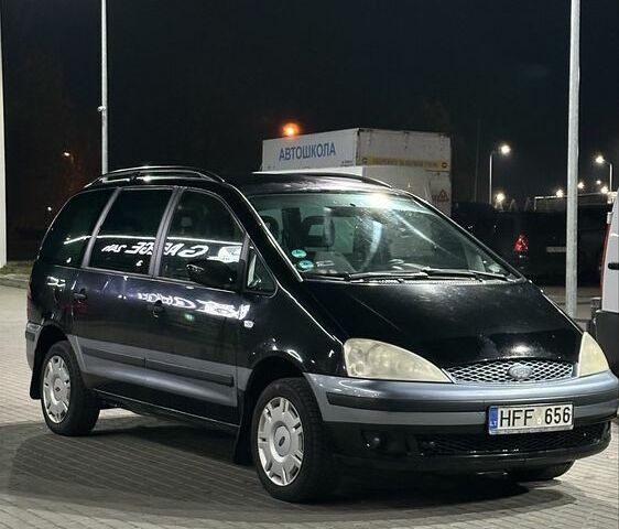 Черный Форд Галакси, объемом двигателя 1.9 л и пробегом 280 тыс. км за 1700 $, фото 1 на Automoto.ua