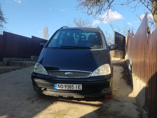 Черный Форд Галакси, объемом двигателя 0 л и пробегом 300 тыс. км за 3500 $, фото 1 на Automoto.ua