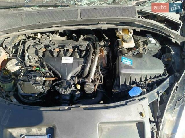 Чорний Форд Галаксі, об'ємом двигуна 2 л та пробігом 296 тис. км за 3000 $, фото 1 на Automoto.ua