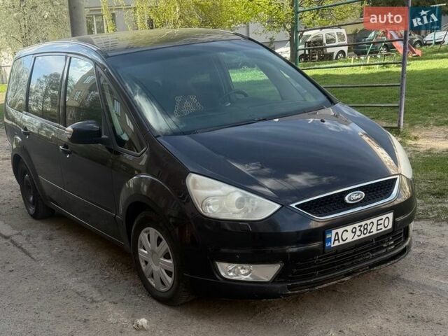Черный Форд Галакси, объемом двигателя 2 л и пробегом 365 тыс. км за 5800 $, фото 1 на Automoto.ua