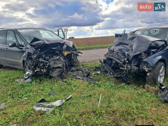 Чорний Форд Галаксі, об'ємом двигуна 2 л та пробігом 360 тис. км за 2600 $, фото 1 на Automoto.ua