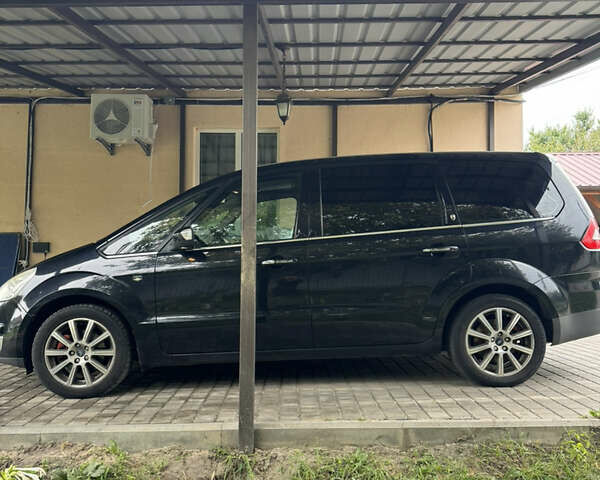 Черный Форд Галакси, объемом двигателя 2 л и пробегом 290 тыс. км за 8000 $, фото 1 на Automoto.ua