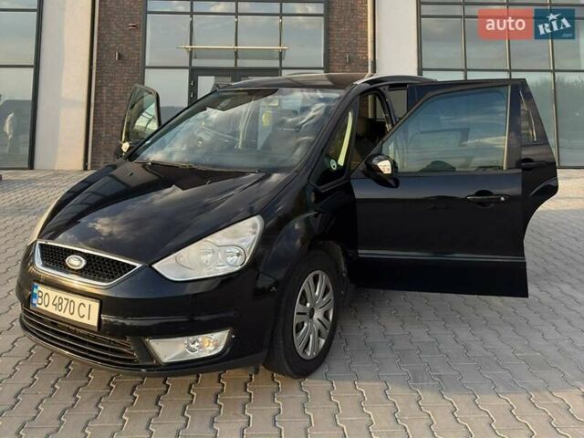 Черный Форд Галакси, объемом двигателя 2 л и пробегом 275 тыс. км за 7700 $, фото 1 на Automoto.ua
