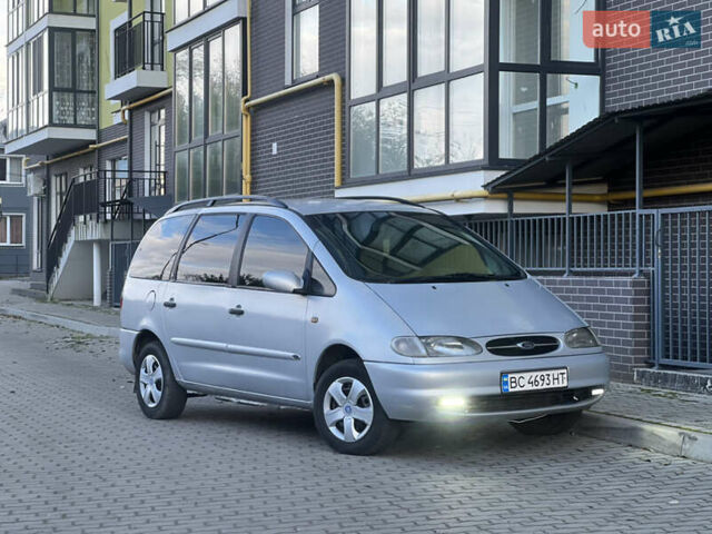 Сірий Форд Галаксі, об'ємом двигуна 1.9 л та пробігом 299 тис. км за 2449 $, фото 1 на Automoto.ua