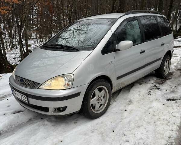 Сірий Форд Галаксі, об'ємом двигуна 1.9 л та пробігом 320 тис. км за 1750 $, фото 1 на Automoto.ua