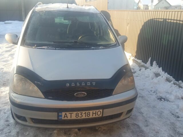 Серый Форд Галакси, объемом двигателя 1.9 л и пробегом 400 тыс. км за 3600 $, фото 1 на Automoto.ua