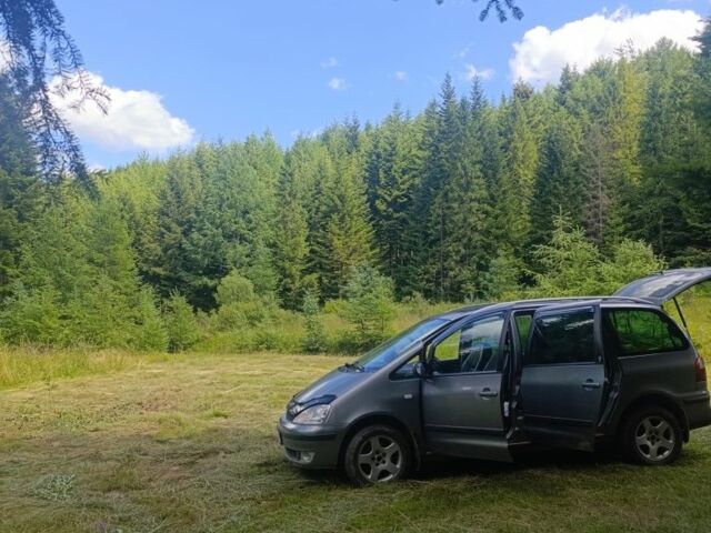 Серый Форд Галакси, объемом двигателя 1.9 л и пробегом 400 тыс. км за 3000 $, фото 1 на Automoto.ua